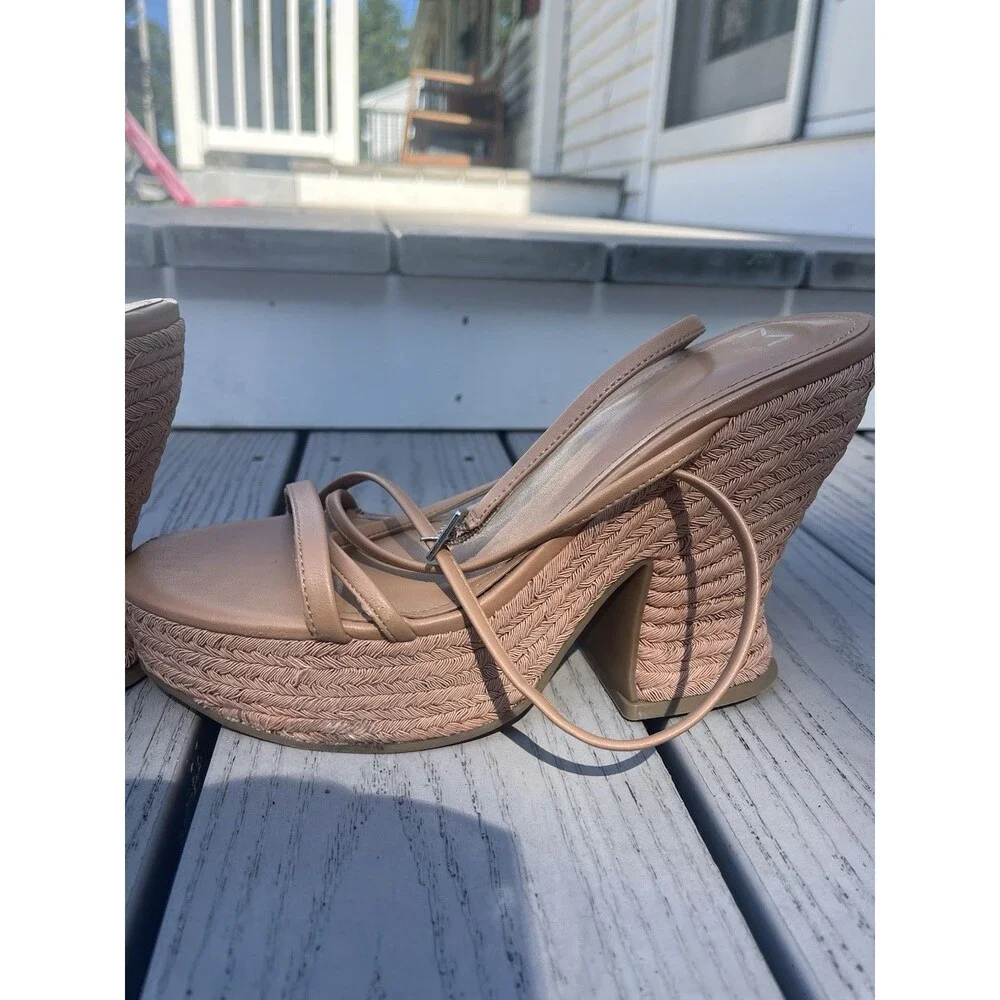 Marc Fisher Chunky Heel Strappy Sandals Women’s Size 10